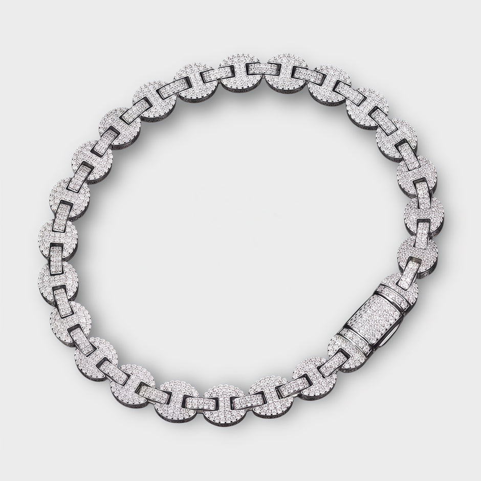 Chain linked bracelet