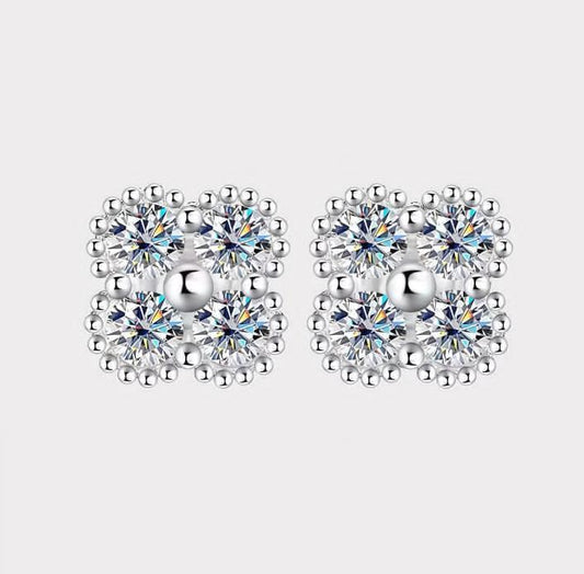 Moissanite Clover Earrings
