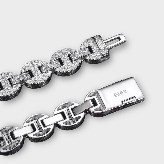 Chain linked bracelet